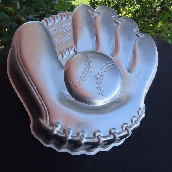 Wilton Other - Wilton Brand Baseball Mitt Aluminum Cake Mold